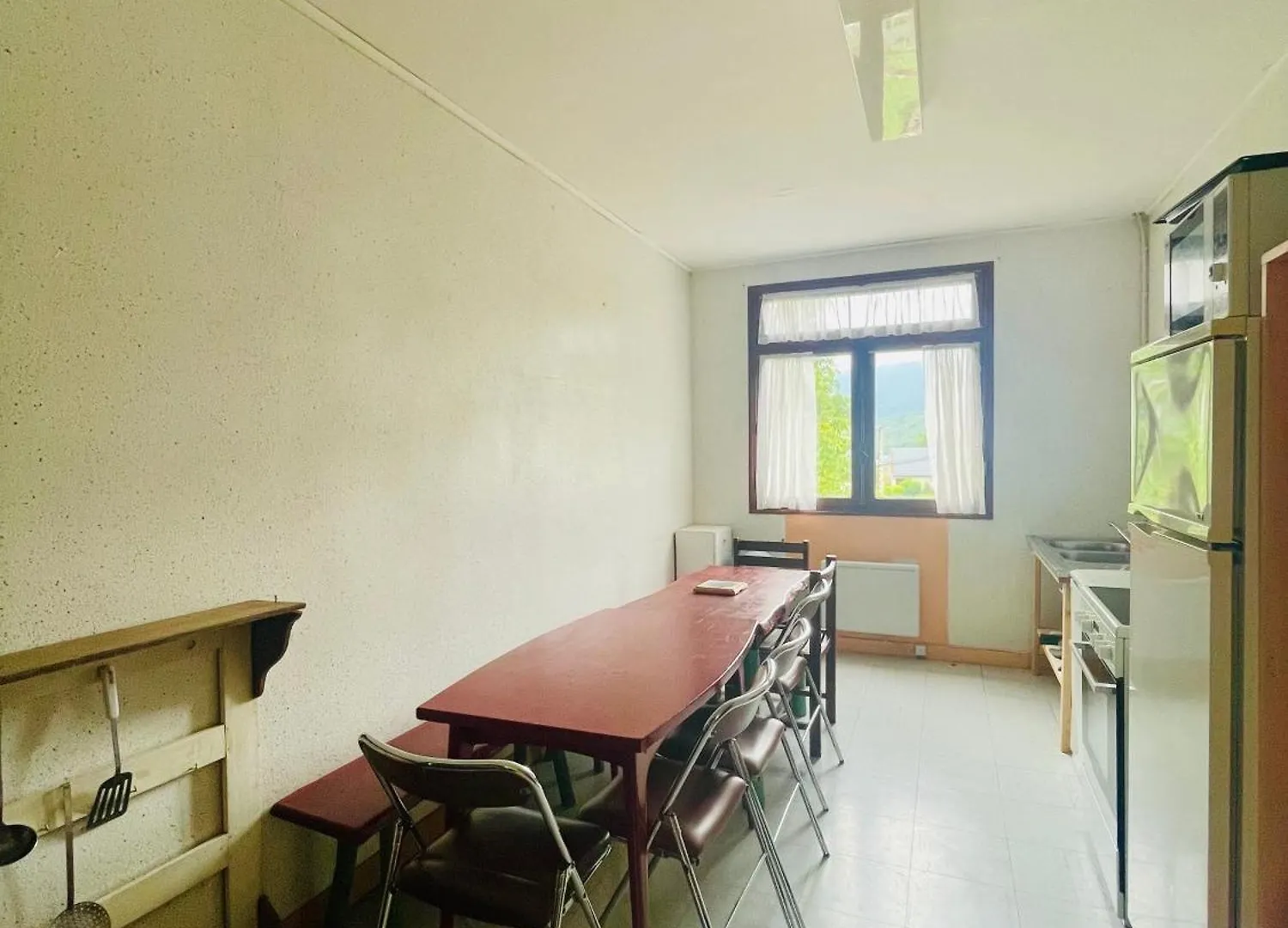 La Baleine Blanche - Hostel Campan France