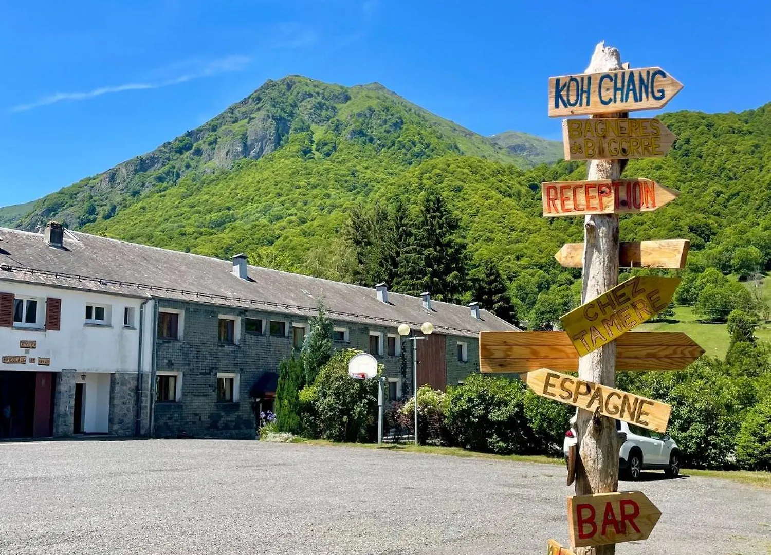 La Baleine Blanche - Hostel Campan